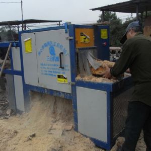 廣西-南寧市-安吉-圓木多片鋸250型加工現場