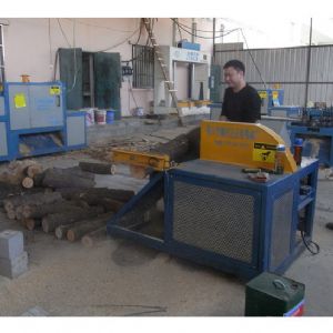 四川省廣元市-圓木截?cái)?80高-加工現(xiàn)場(chǎng)